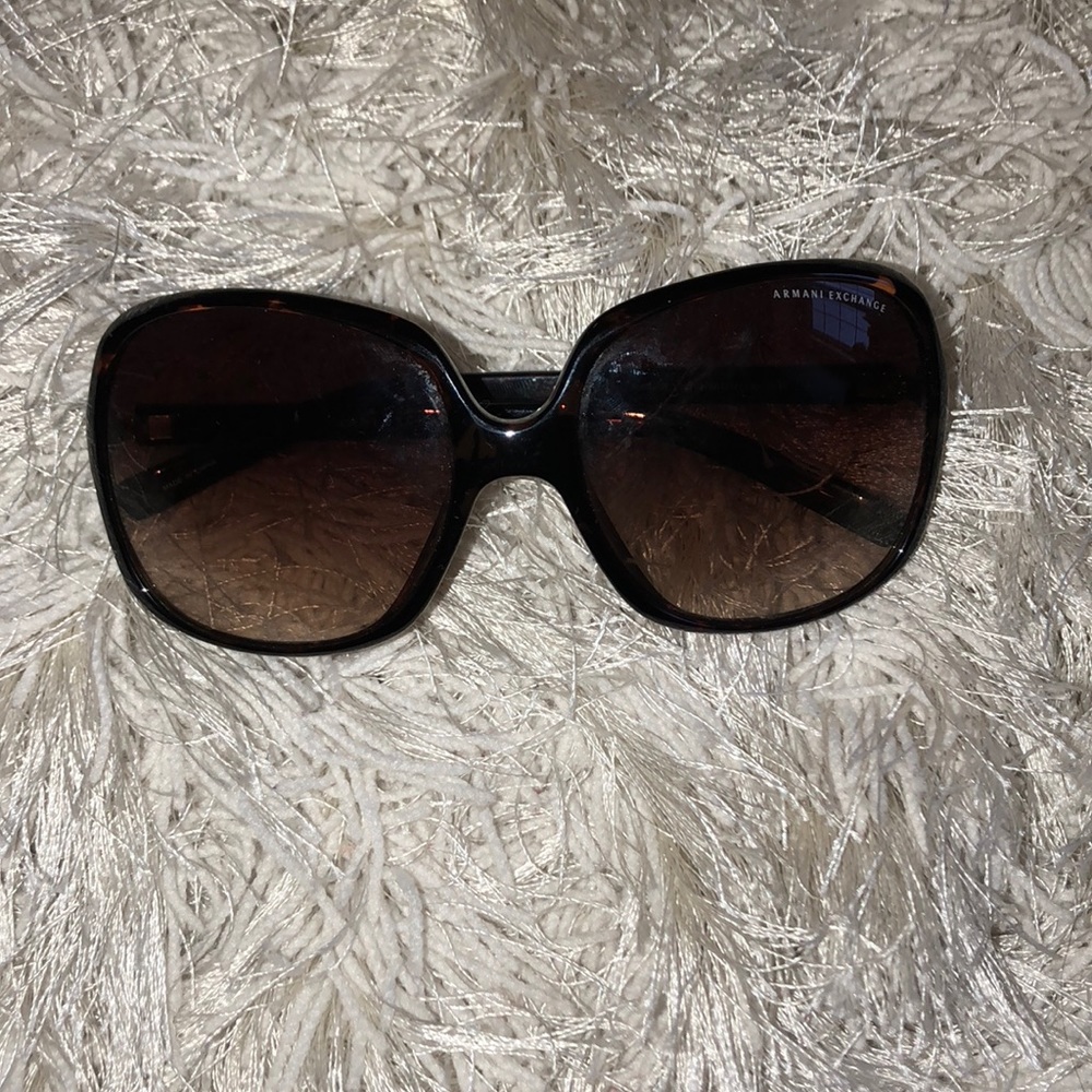 Sun glasses